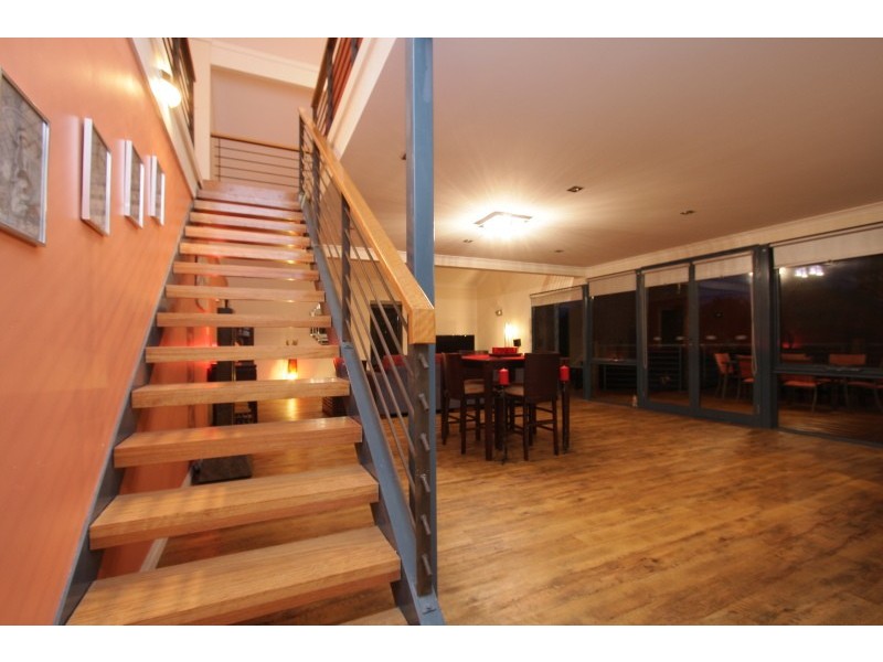 12 Blissett Drive, Bedfordale WA 6112