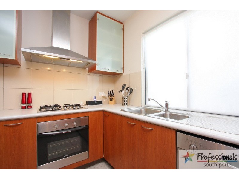 8/25 Melville Parade, South Perth WA 6151