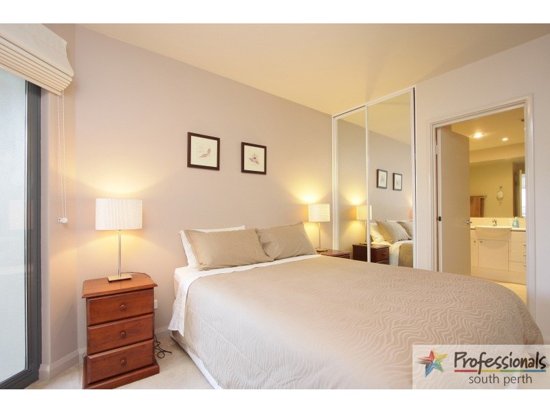 8/25 Melville Parade, South Perth WA 6151