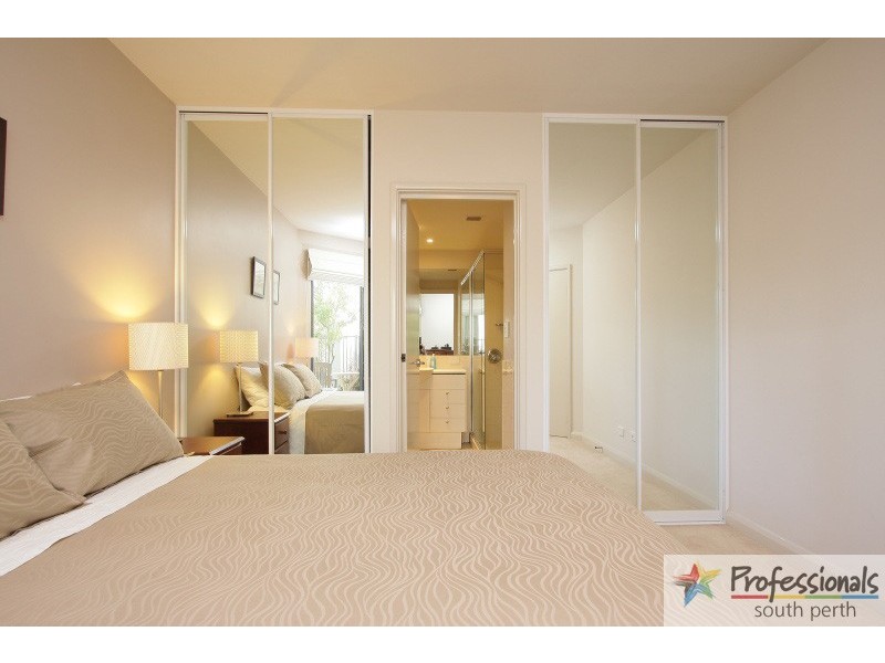 8/25 Melville Parade, South Perth WA 6151