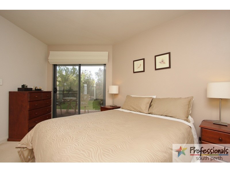 8/25 Melville Parade, South Perth WA 6151