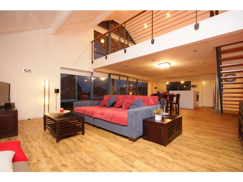 12 Blissett Drive, Bedfordale WA 6112