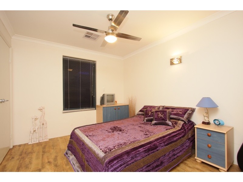 12 Blissett Drive, Bedfordale WA 6112