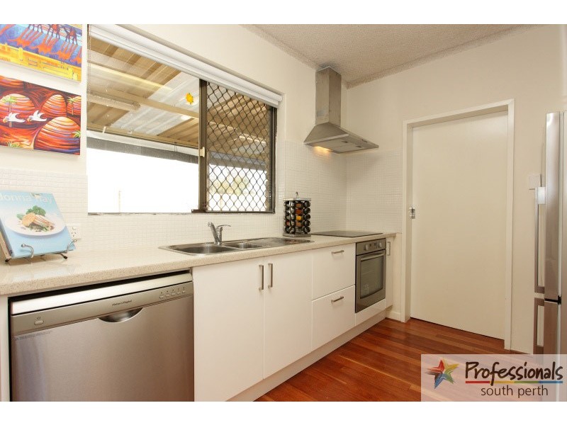 5/5  Cale Street, Como WA 6152