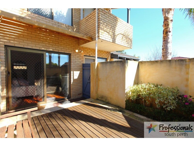 5/5  Cale Street, Como WA 6152