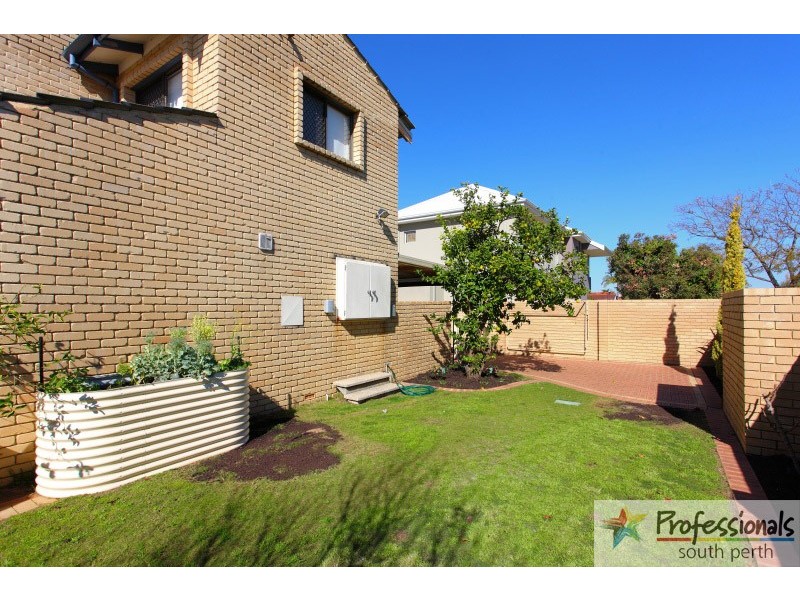 5/5  Cale Street, Como WA 6152