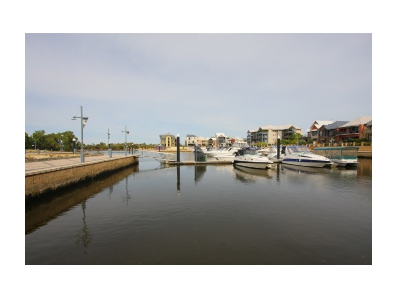 9/10 Marina Drive, South Perth WA 6151