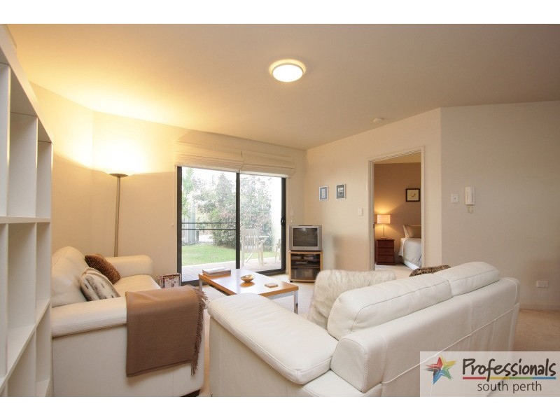 8/25 Melville Parade, South Perth WA 6151