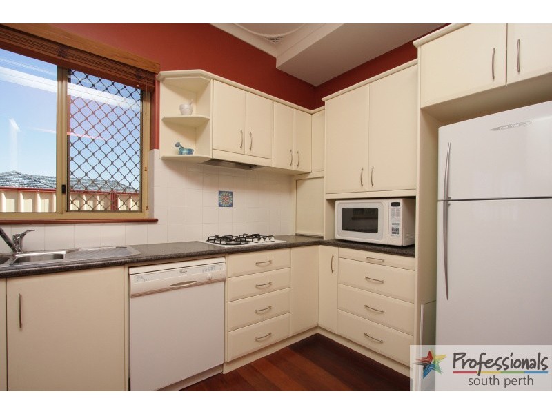 28 Coolidge Street, Como WA 6152