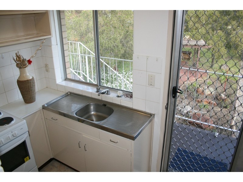 17/22 Chester Avenue, Dianella WA 6059