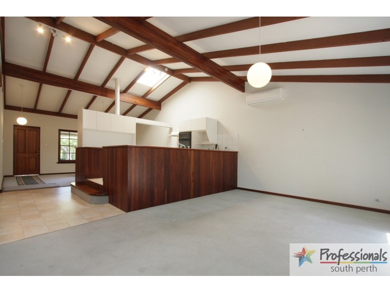 60B Hobbs Avenue, Como WA 6152