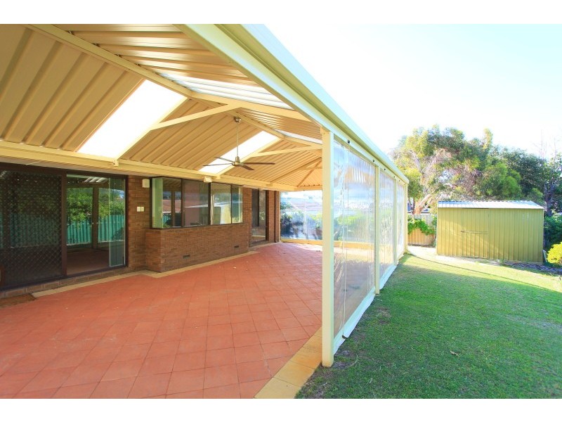 6 Barrow Crescent, Shelley WA 6148