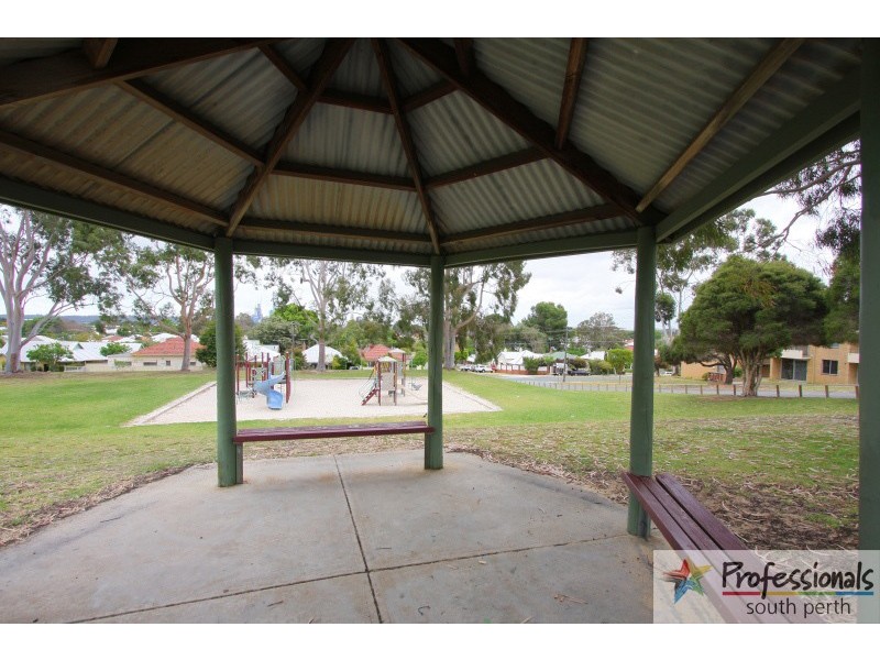 13/55-57 King George Street, Victoria Park WA 6100