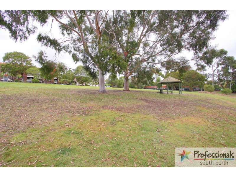 13/55-57 King George Street, Victoria Park WA 6100