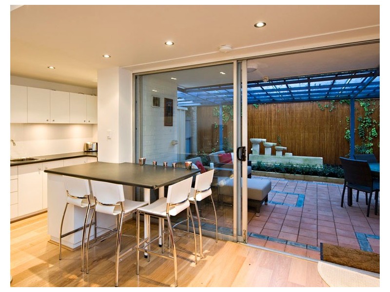 1/154 Mill Point Road, South Perth WA 6151