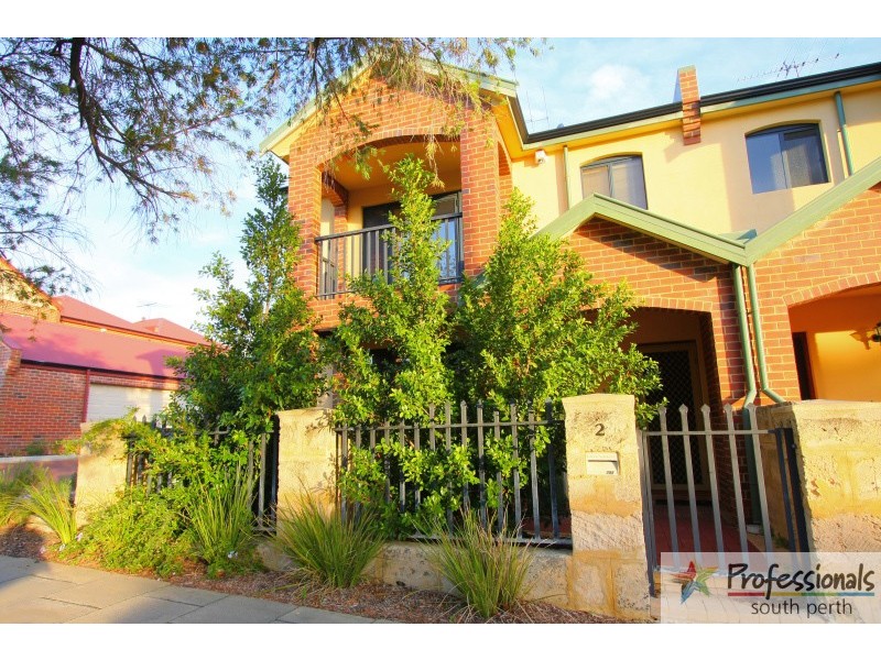 2/155 Marmion Street, Fremantle WA 6160