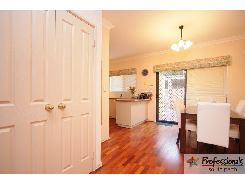 2/155 Marmion Street, Fremantle WA 6160