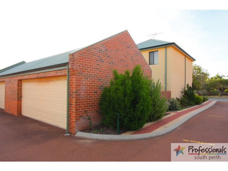 2/155 Marmion Street, Fremantle WA 6160