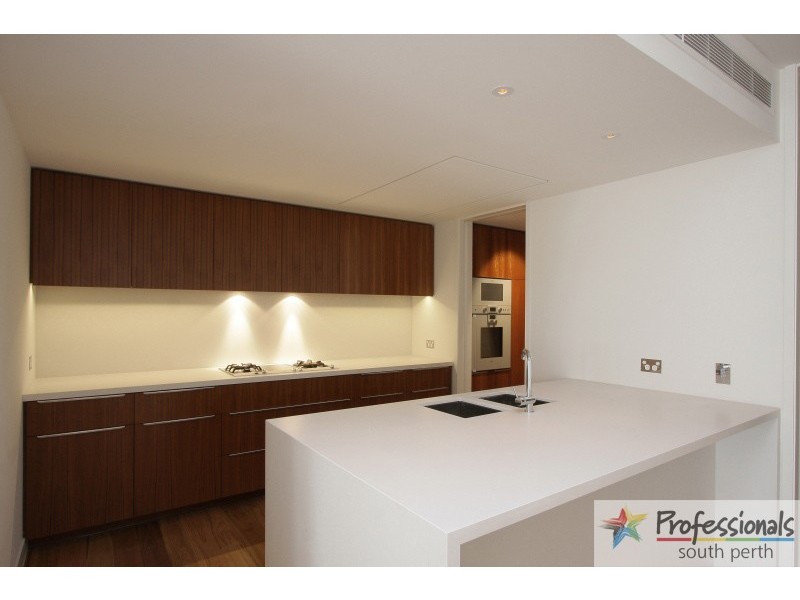 42/2 Leighton Beach Boulevard, North Fremantle WA 6159