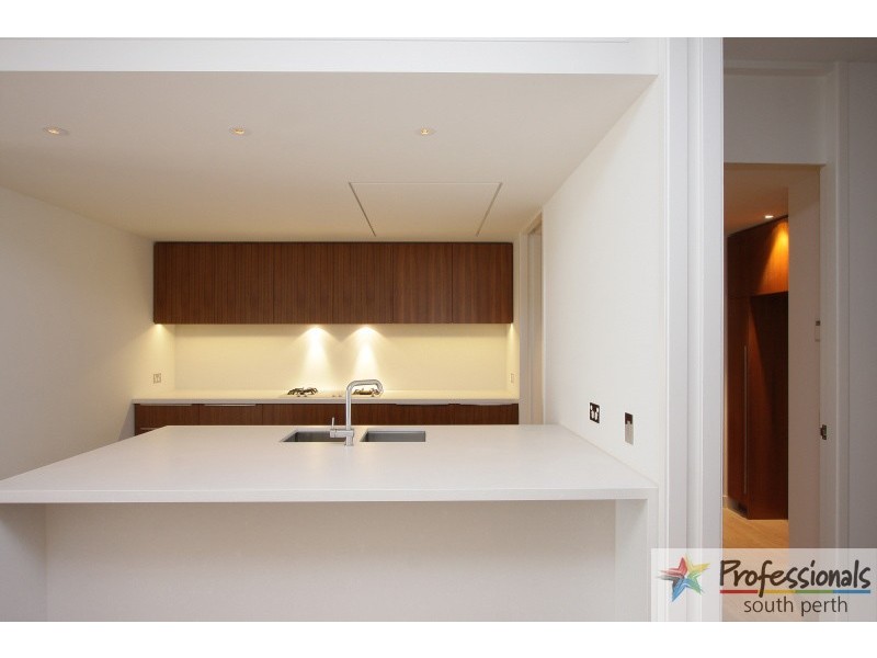 42/2 Leighton Beach Boulevard, North Fremantle WA 6159