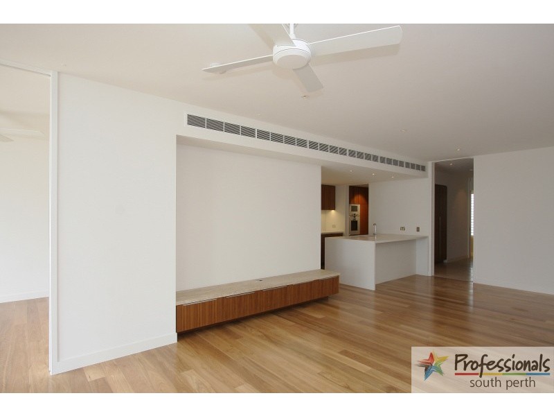 42/2 Leighton Beach Boulevard, North Fremantle WA 6159