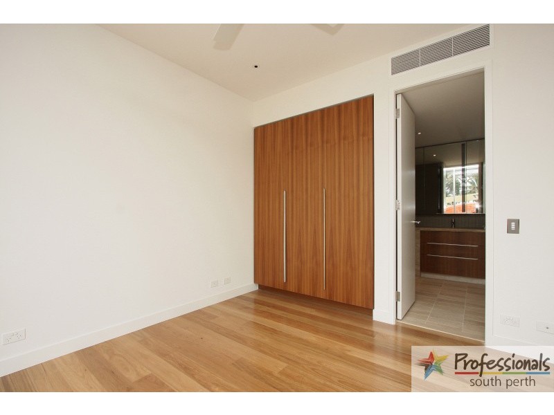 42/2 Leighton Beach Boulevard, North Fremantle WA 6159