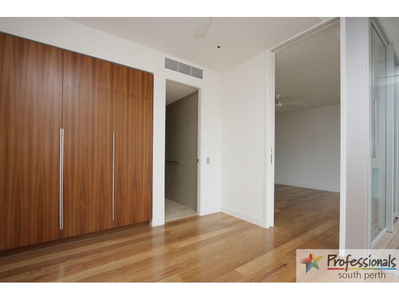 42/2 Leighton Beach Boulevard, North Fremantle WA 6159