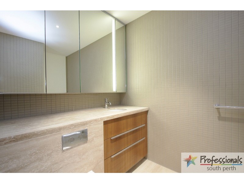 42/2 Leighton Beach Boulevard, North Fremantle WA 6159