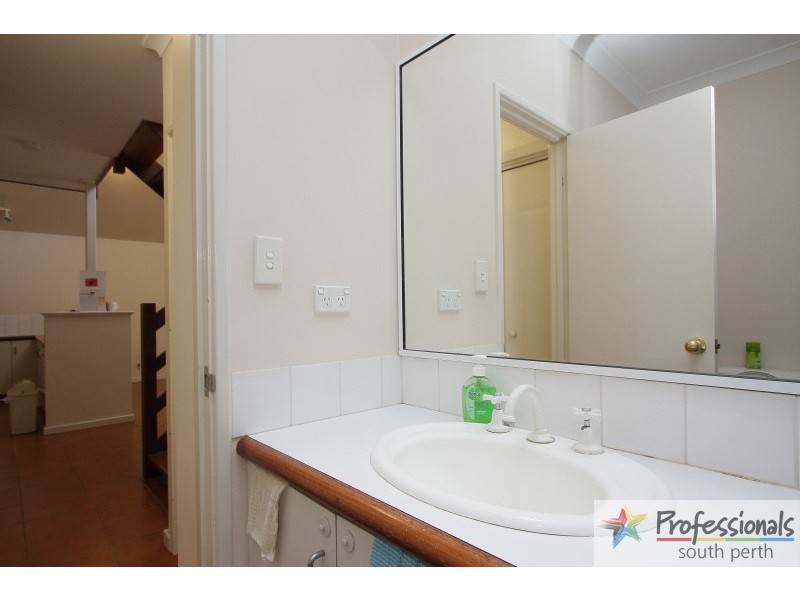 2/87 McMaster Street, Victoria Park WA 6100