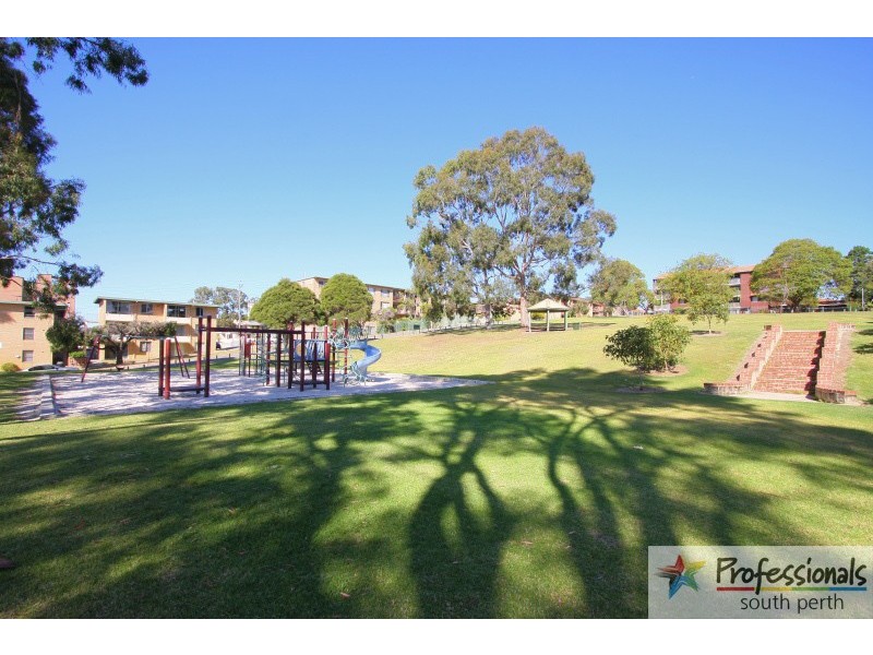 2/87 McMaster Street, Victoria Park WA 6100