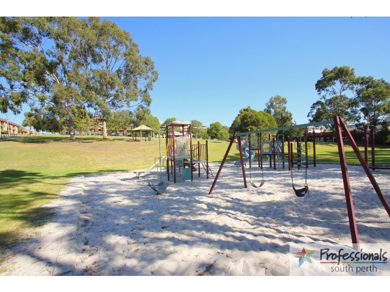 2/87 McMaster Street, Victoria Park WA 6100