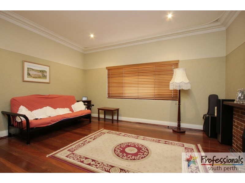 28 Coolidge Street, Como WA 6152