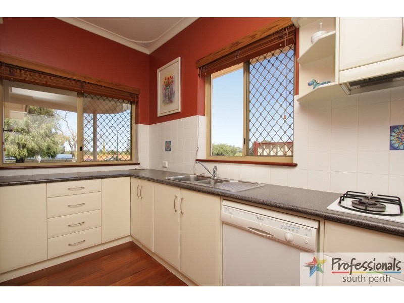 28 Coolidge Street, Como WA 6152