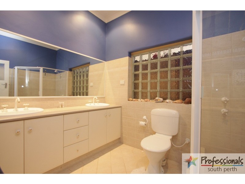 28 Coolidge Street, Como WA 6152