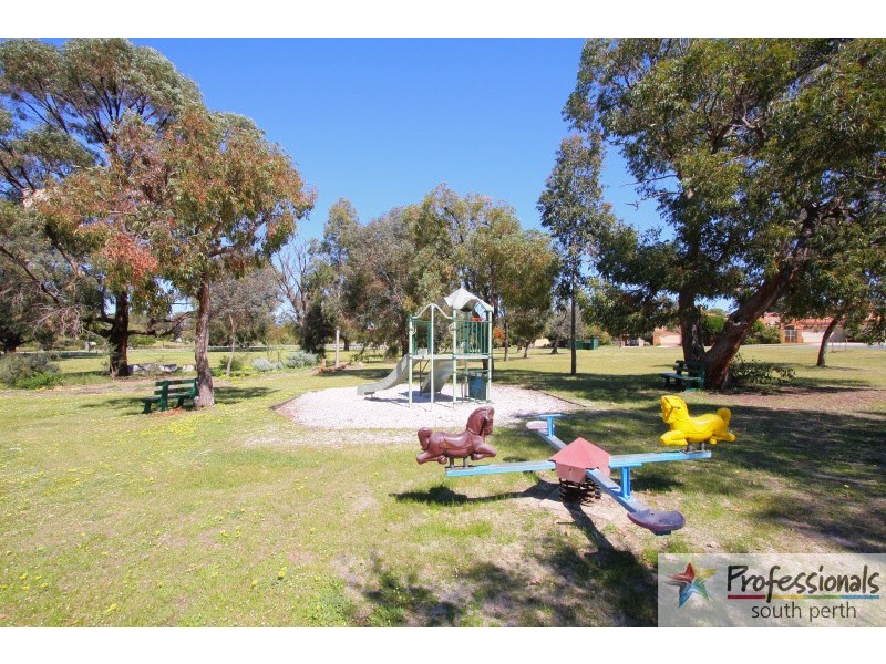 28 Coolidge Street, Como WA 6152