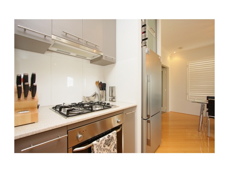 9/10 Marina Drive, Ascot WA 6104