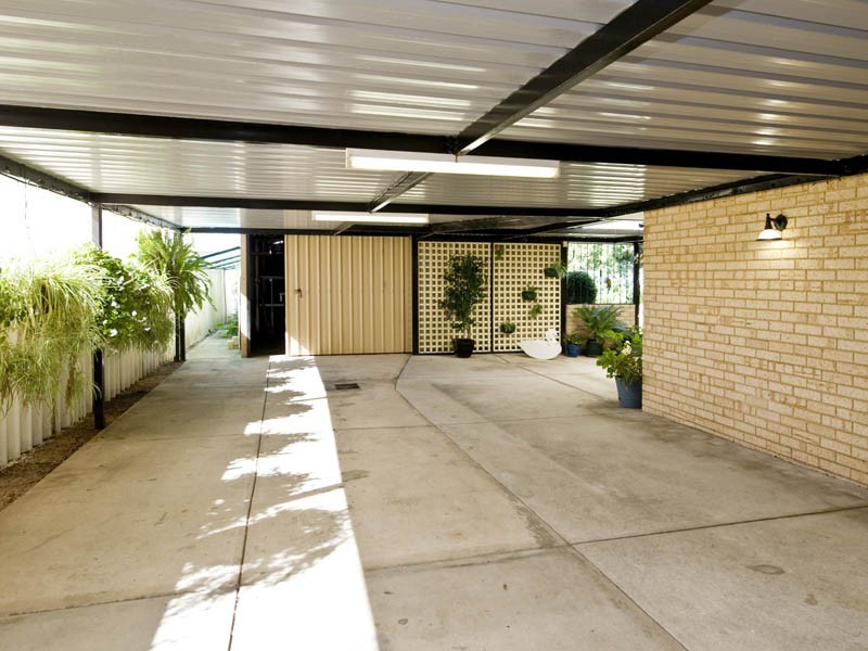 6 Honeyeater Glade, Huntingdale WA 6110