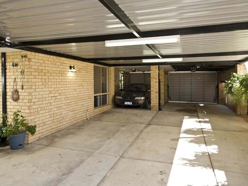 6 Honeyeater Glade, Huntingdale WA 6110