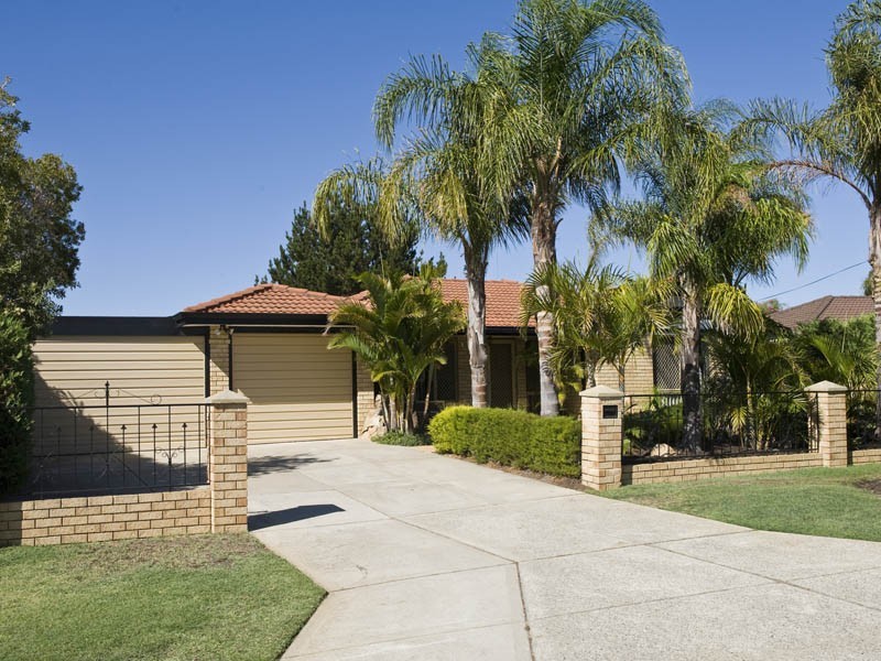 6 Honeyeater Glade, Huntingdale WA 6110