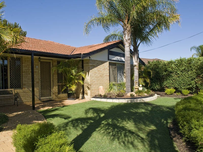 6 Honeyeater Glade, Huntingdale WA 6110