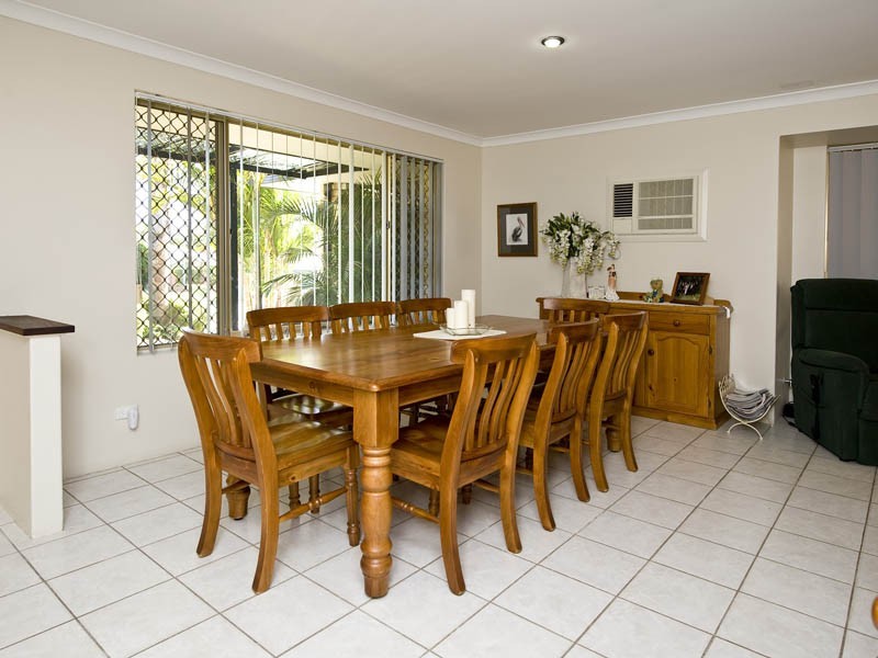 6 Honeyeater Glade, Huntingdale WA 6110