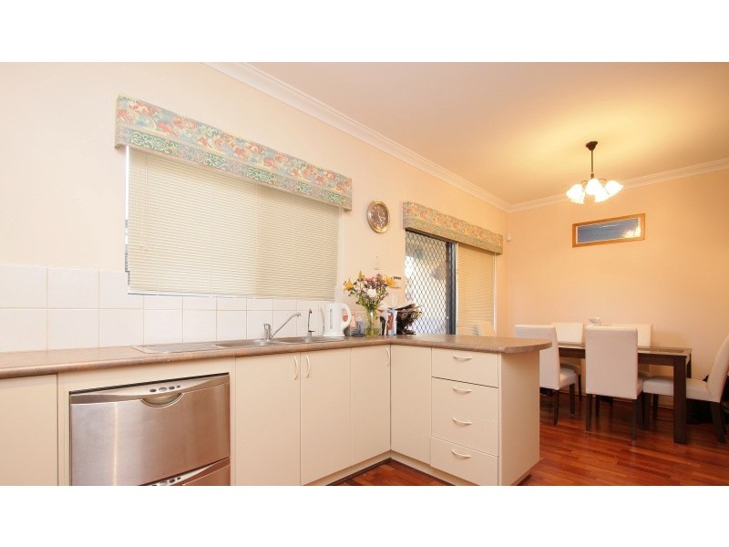 2/155 Marmion Street, Fremantle WA 6160