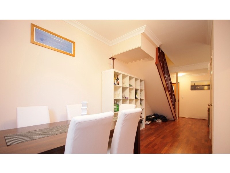 2/155 Marmion Street, Fremantle WA 6160