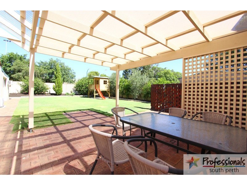 18 Allen Street, South Perth WA 6151