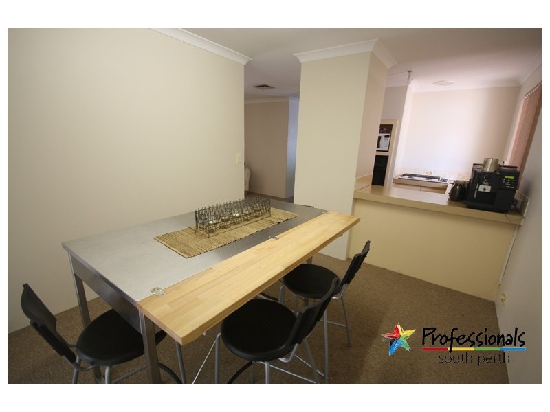 10 Jarman Avenue, Manning WA 6152