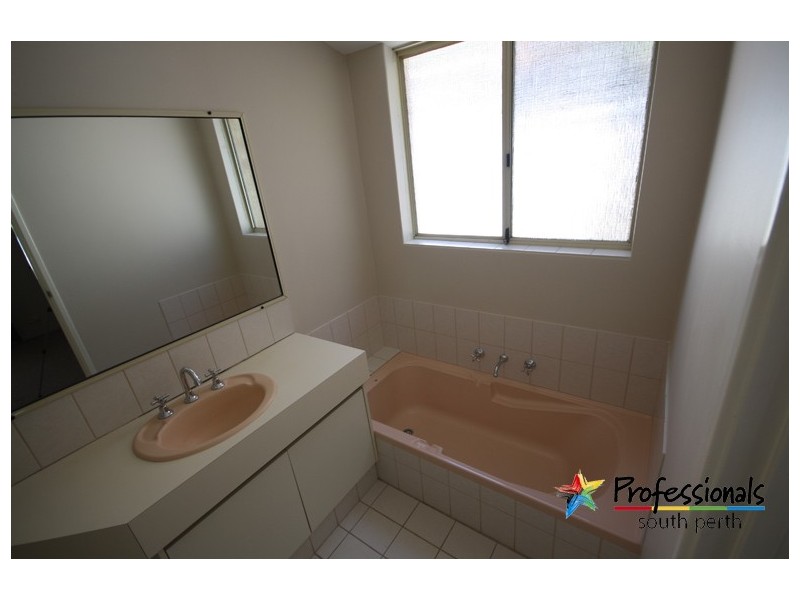 10 Jarman Avenue, Manning WA 6152