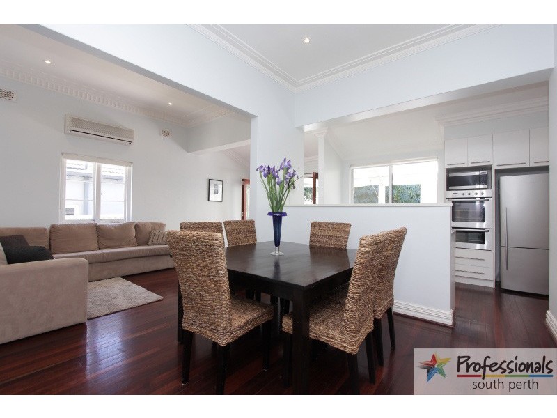 172 Douglas Avenue, Kensington WA 6151