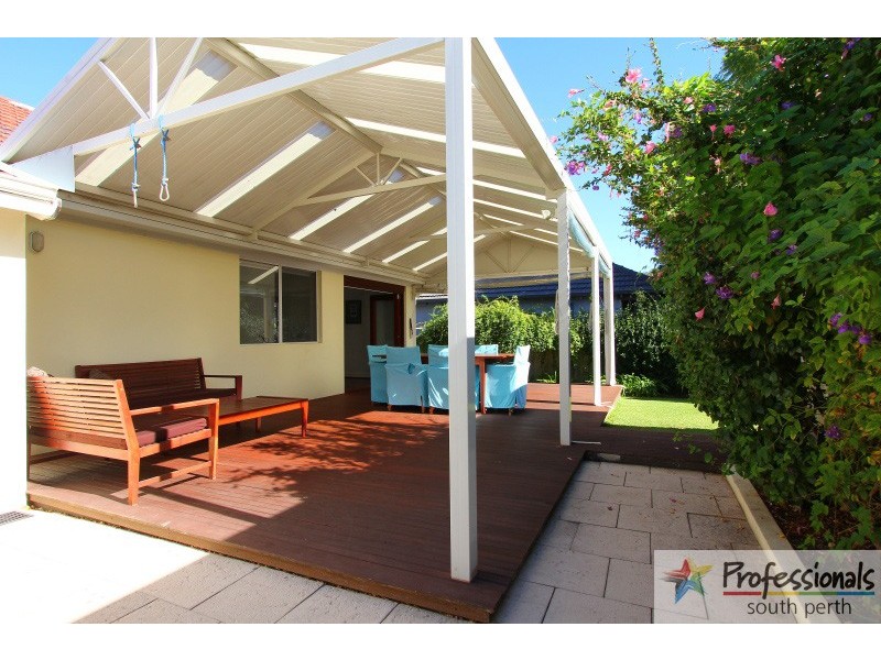 172 Douglas Avenue, Kensington WA 6151