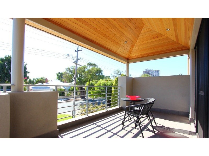 2 Banksia Terrace, South Perth WA 6151