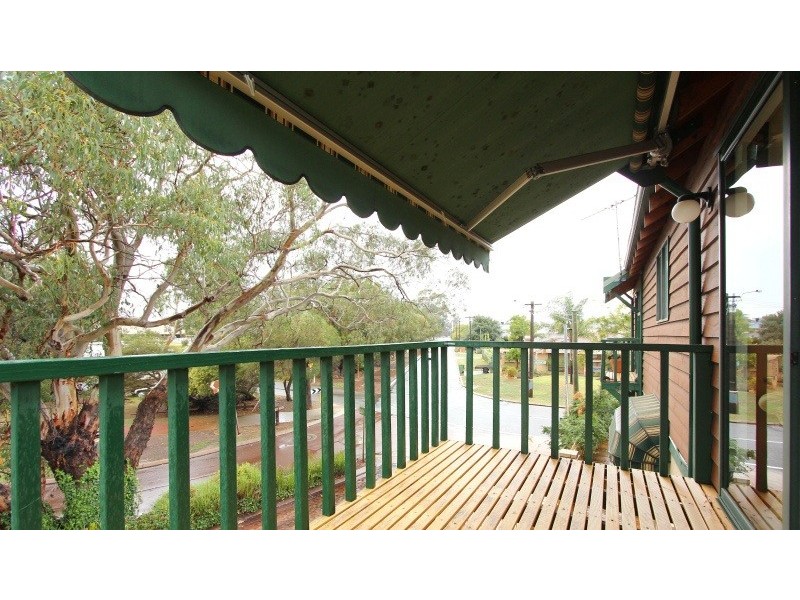 4/2 Johnson Road, Maylands WA 6051